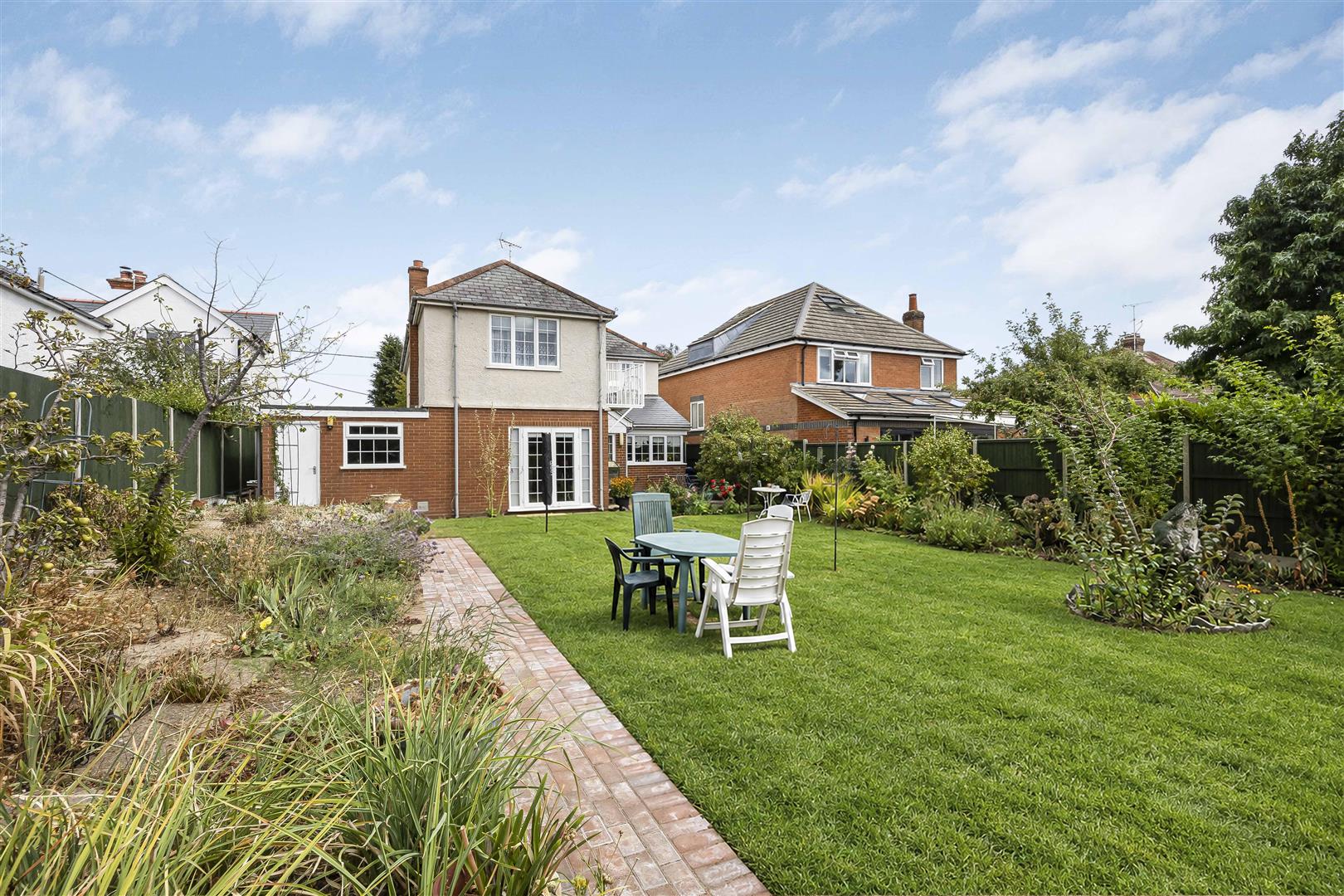 Dedmere Rise, Marlow